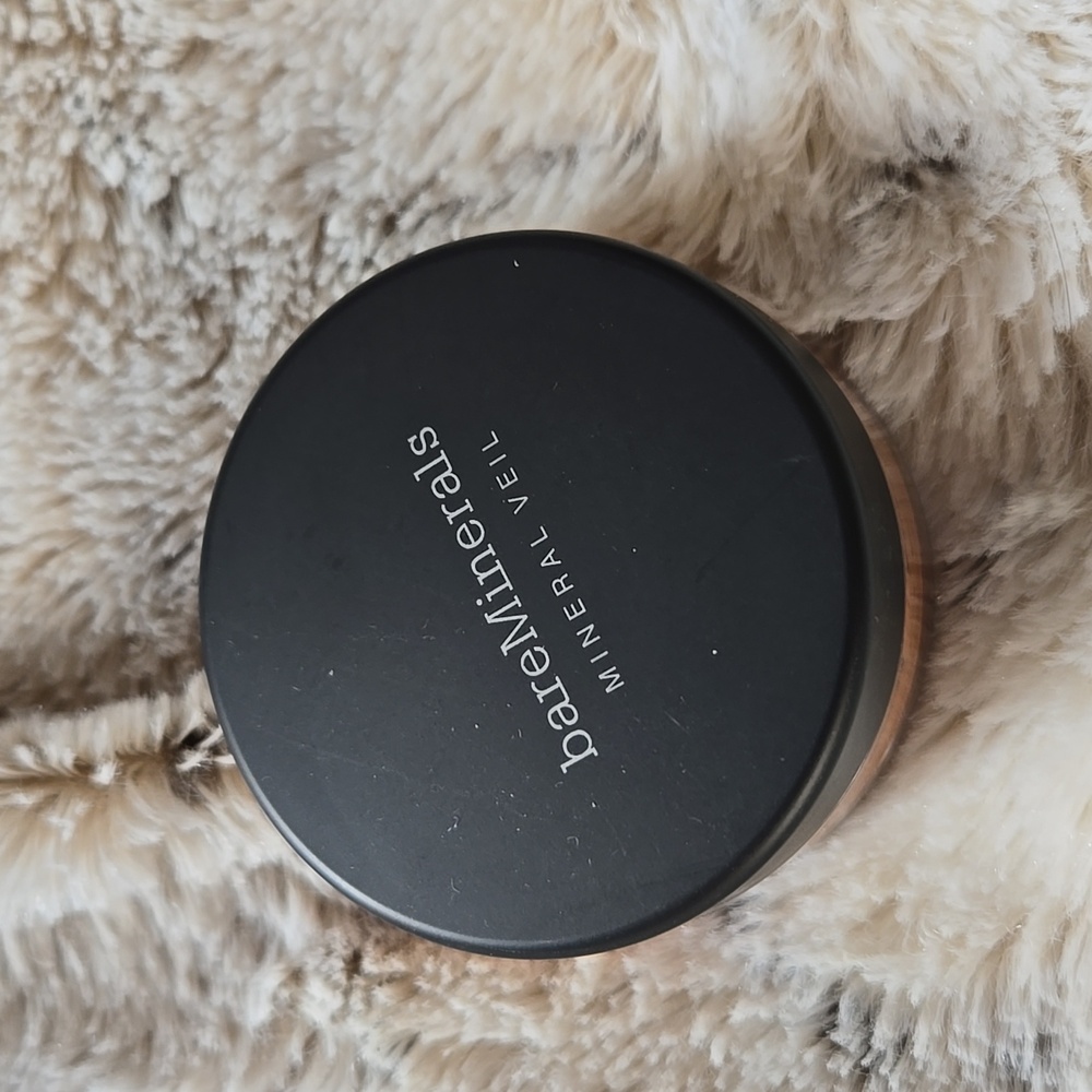 BareMinerals tinted Mineral Veil